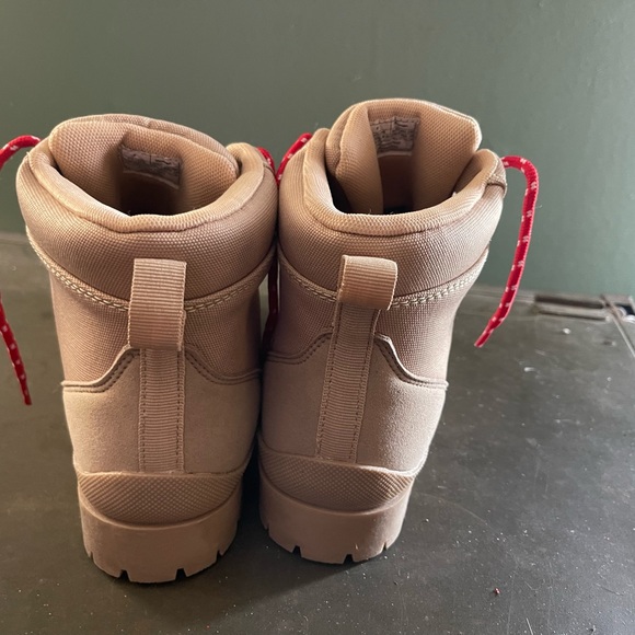 NWT Eddie Bauer Storm Ridgeline Boots, NEW Never worn - Picture 5 of 9